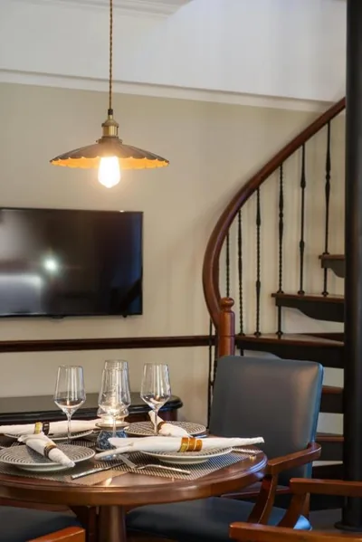 Club Duplex Premier — La Siesta Classic Ma May
